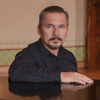 8x06 - Entrevista a Antonio Manzo D’Nes