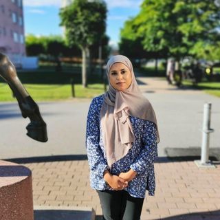 Sommarprat med Nadja Awad