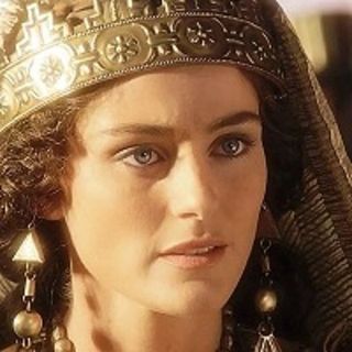 Ester, il film sulla regina che salvò il suo popolo