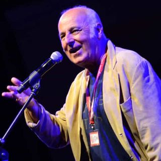 LA RADIO da ieri a oggi: intervista a Claudio Bonvecchi "BonBon" co-fondatore e speaker storico di Radio Arancia 13 02 2021