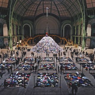 Christian Boltanski, installazione: "Personnes", Monumenta Gran Palais, Paris 2010