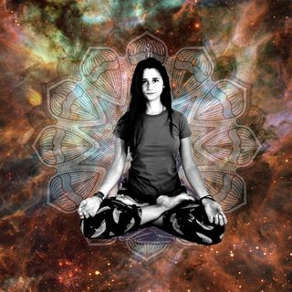 23° SPECIAL Tra un respiro e un altro - Yoga nella vita a cura di Arianna Ceroni Agostinelli  9 GIUGNO 2021