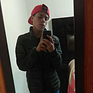 Adrian Larios Lopez