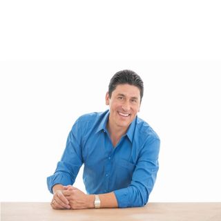 El doctor Cesar lozano, el gurú de la motivación y el pensamiento positivo nos dice las ventajas de ser agradecido o dar Gracias.