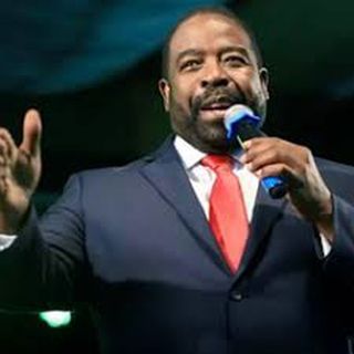 THE LES BROWN EXPERIENCE: INSPIRING STORIES AND PRACTICAL STRATEGIES FOR SUCCESS AND HAPPINESS"