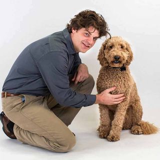 1217. Is Your Dog A Genius? Now Your Cat Can Post Pics On Instagram.