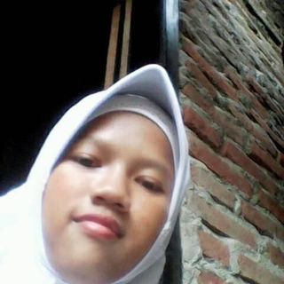 Prihatin Nadia