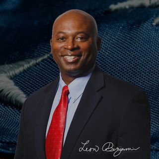 Ep73 – HALLELUJAH! Pastor Leon Benjamin Is Fired Up For the LORD, Our Nation, and VA-4!