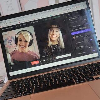 Connections To Cashflow. Leveraging Social Media To Build Your Network and Relationships