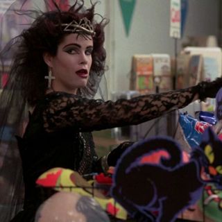 Season 5:  Episode 214 - The 80's:  Killer Party (1986) / Night of the Demons (1988)