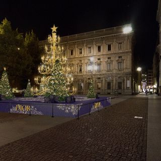 Episodio 6 - Dior Christams Tree Milano