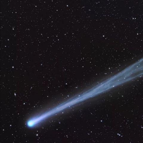 555-Dead Comet Dust