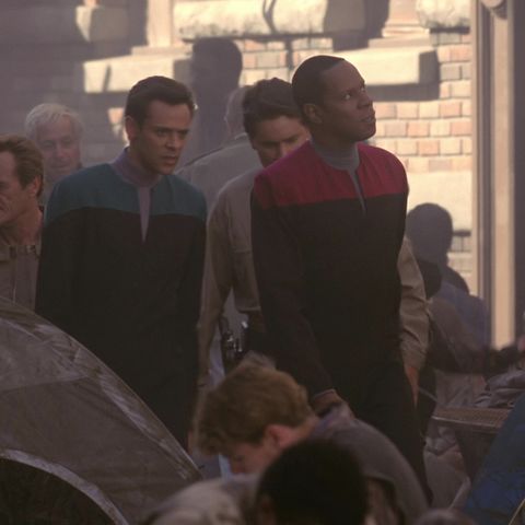 142: DEEP SPACE NINE’s “Past Tense” with Will Nguyen, the Star Trek Communist