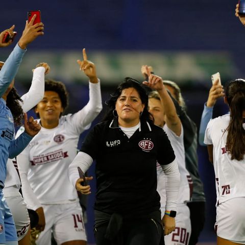 Planeta Futebol Feminino #16.5 - Especial - Lindsay Camila