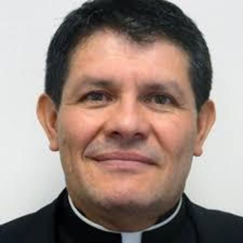 SABES PORQUE SE CELEBRA LA SEMANA SANTA?................EL PADRE, LORENZO ATO,  DE LA ARQUIDIOCESIS DE NUEVA YORK, NOS EXPLICA.