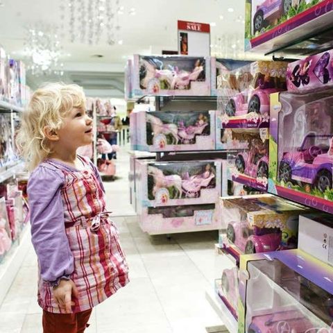 Outrage After Jeremys Admits He Doesnt Want His Son To Play With Girls Toys