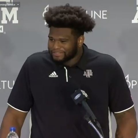 Aggie DL Jayden Peevy