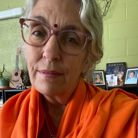 Five Steps to Recovering from Trauma. A Wisdom Circle Satsang with Swamini Shraddhananda Saraswati. 09202023