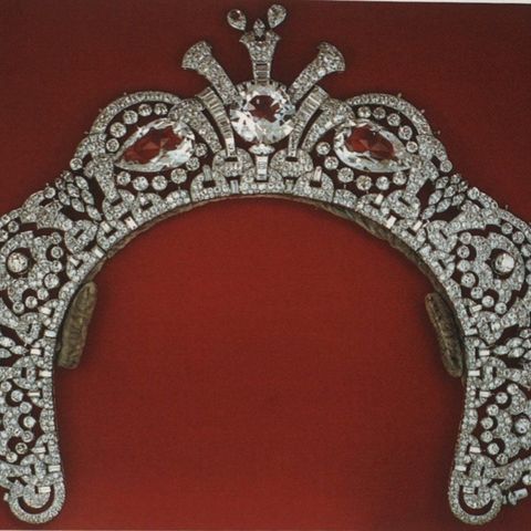 King George IV diamonds #famous #british #tiara #icy #harrywinston #rundell #bridge #westminster #hastings