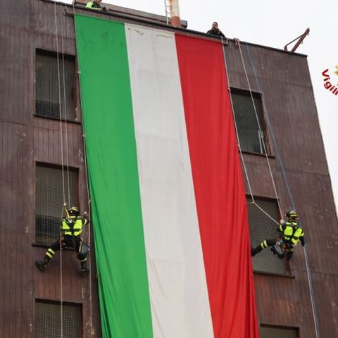 Soccorsi, incendi, incidenti ed emergenze: in aumento tutte le attività dei vigili del fuoco