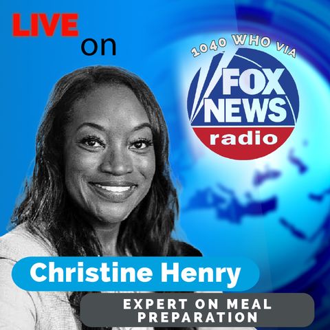 If you are hosting dinner for your family on Thanksgiving here are some tips from Christine Henry, CEO of Select Chef || 11/24/21