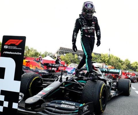 Formula 1, Hamilton alla Ferrari: ecco la replica del boss Mercedes Toto Wolff