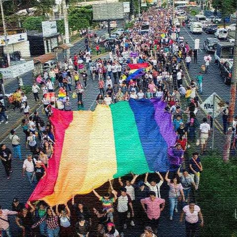 Lesbianas, homosexuales, bisexuales y trans: Por una Nicaragua para todes.