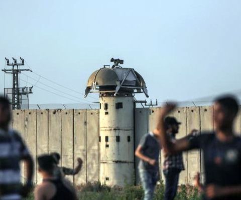 Gaza, le forze di Tel Aviv circondano Khan Younis. Strage di soldati israeliani nella Striscia