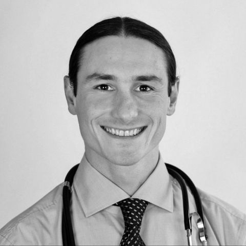 Season 2/Episode 4: The Path to Alternative Medicine and Innovative Healing with Dr. Dustin Sulak (Skype)
