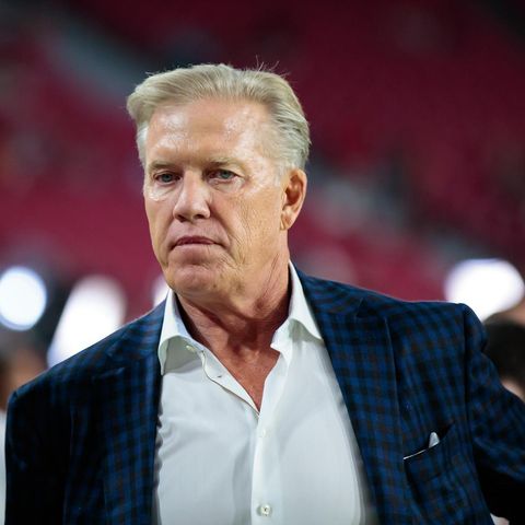John Elway stands as the Broncos biggest strength -- and weakness -- in a crucial year of rebuilding