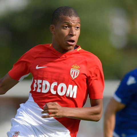 Duncan Castles on the battle for the signature of Monaco's Kylian Mbappe