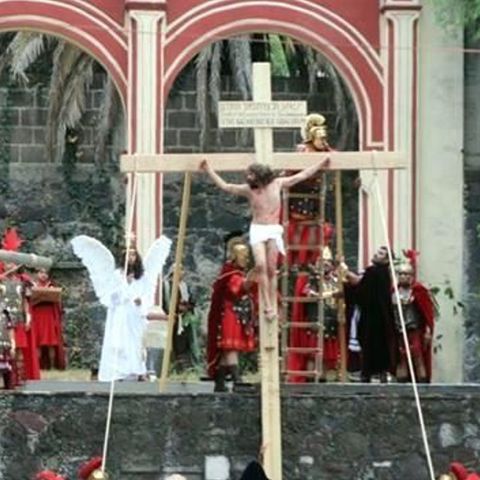 Concluyó la representación y crucifixión de Cristo Jesús en Iztapalapa
