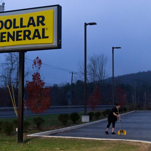 Working People: The fight to organize dollar store workers