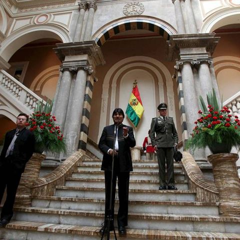 Fuerzas Armadas de Bolivia piden a Evo Morales renunciar