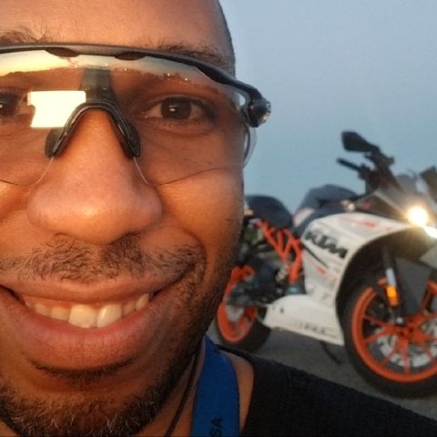 Why I Only Ride Small Motorcycles