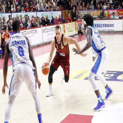 Basket - Venezia fa saltare il Banco