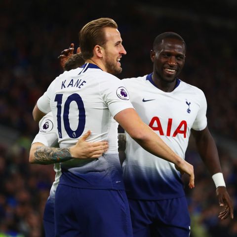 Spurs stroll past Cardiff to go second