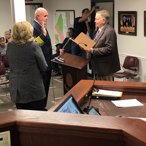 Retired College Station firefighter is sworn in as Brazos County's first fulltime volunteer fire department chief