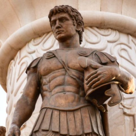 Alejandro Magno ¿Un hombre divino?
