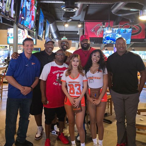 Stats & Sidelines @ Hooters 1