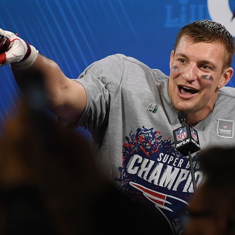 Rob Gronkowski Steps Up For Patriots, Still Mulling Retirement