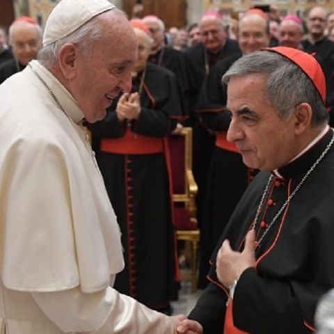 Processo in Vaticano, il cardinale Becciu condannato a 5 anni e mezzo di reclusione
