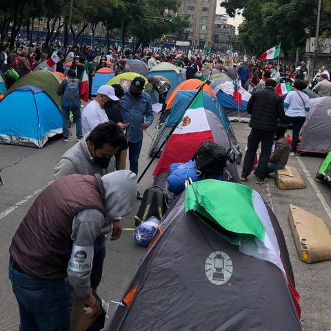 Gobierno capitalino rechaza desalojo de manifestantes en Av Juárez