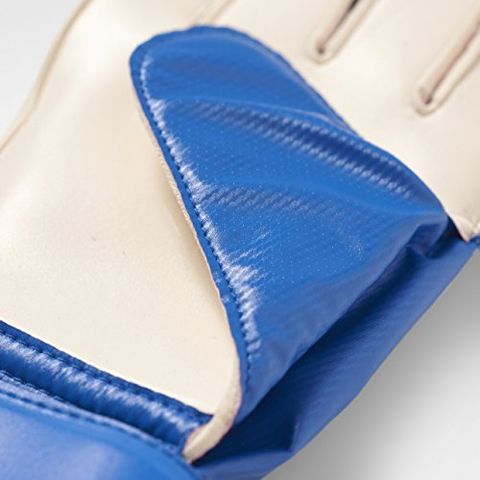 Goalkeeping Gloves - How to Find the Right Pair!