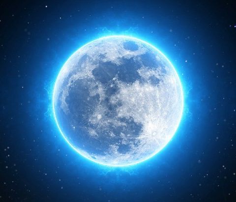 Pódcast HistorHilando T1E8: Las lunas del planeta Tierra