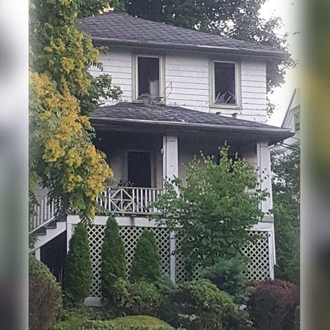 Dorchester Father Escapes House Fire