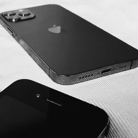 iPhone 12 Pro (e contro)