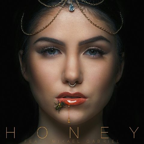 Evelina - Honey