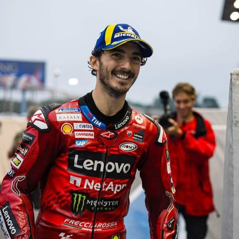 MotoGP Thailandia, vince Bagnaia. Sainz in pole nel GP in Messico