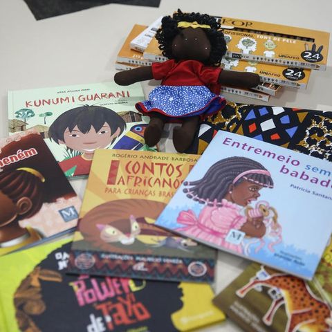 Pesquisa revela a ausência de temas da história afro-brasileira na educação infantil